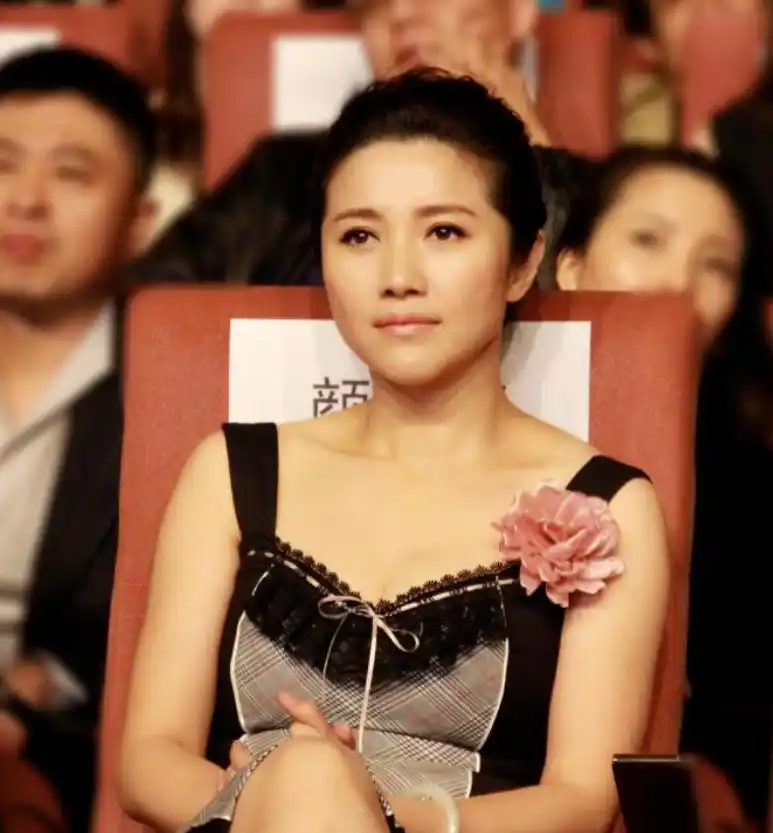 不参与炒作的女星_有什么没有黑料的明星吗,_坚持不整容的女星